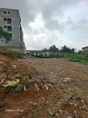 Terrain À Vendre Dans La Zone De Cité Sir