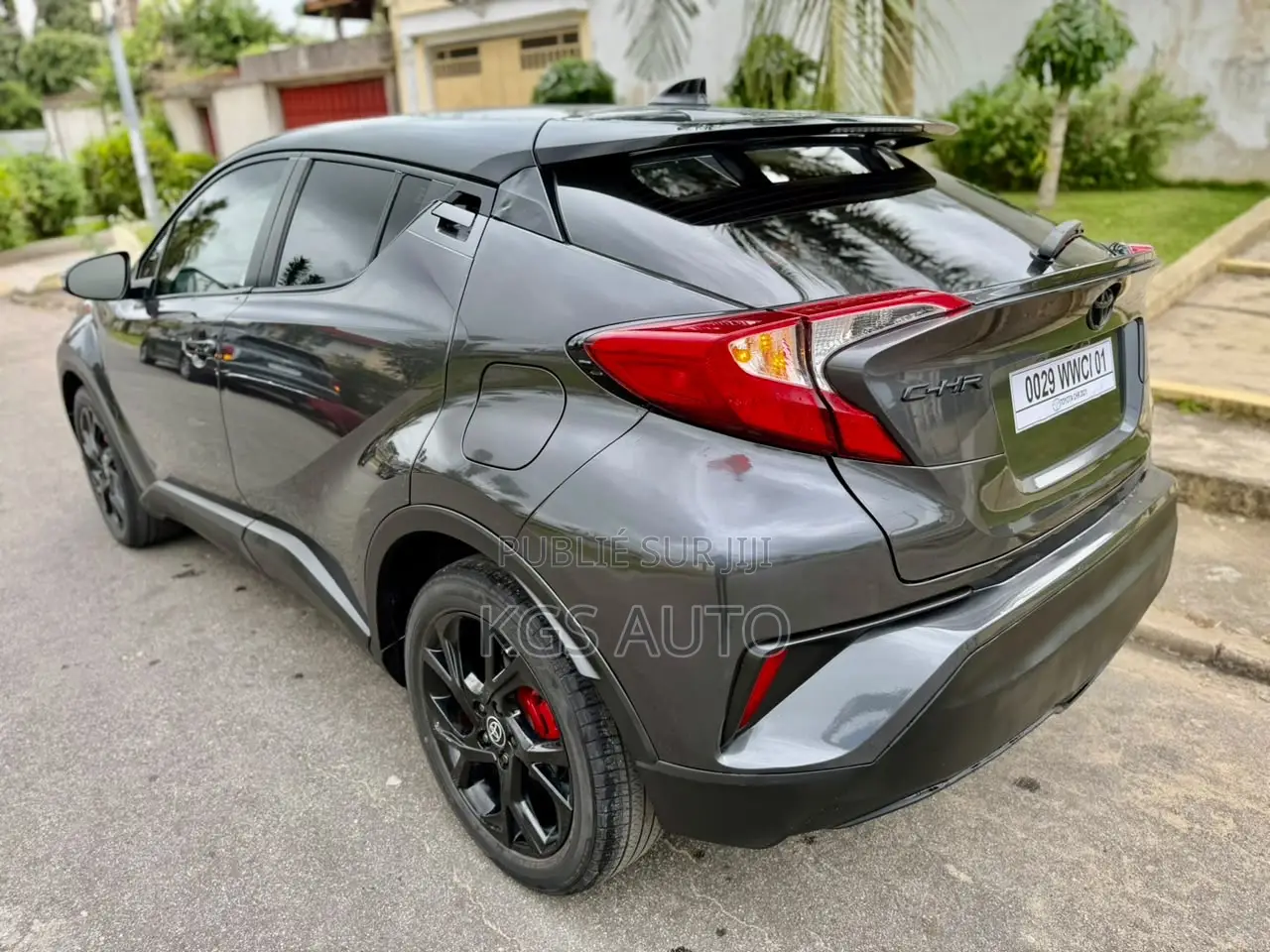 Toyota C-HR 2022 Gris