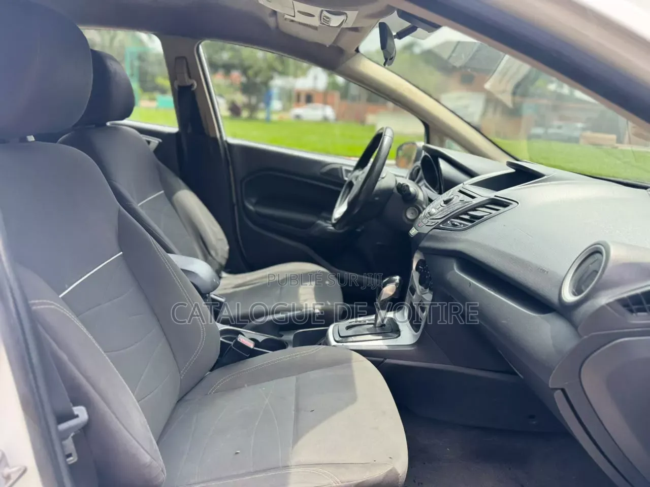 Ford Fiesta 2015 Blanc