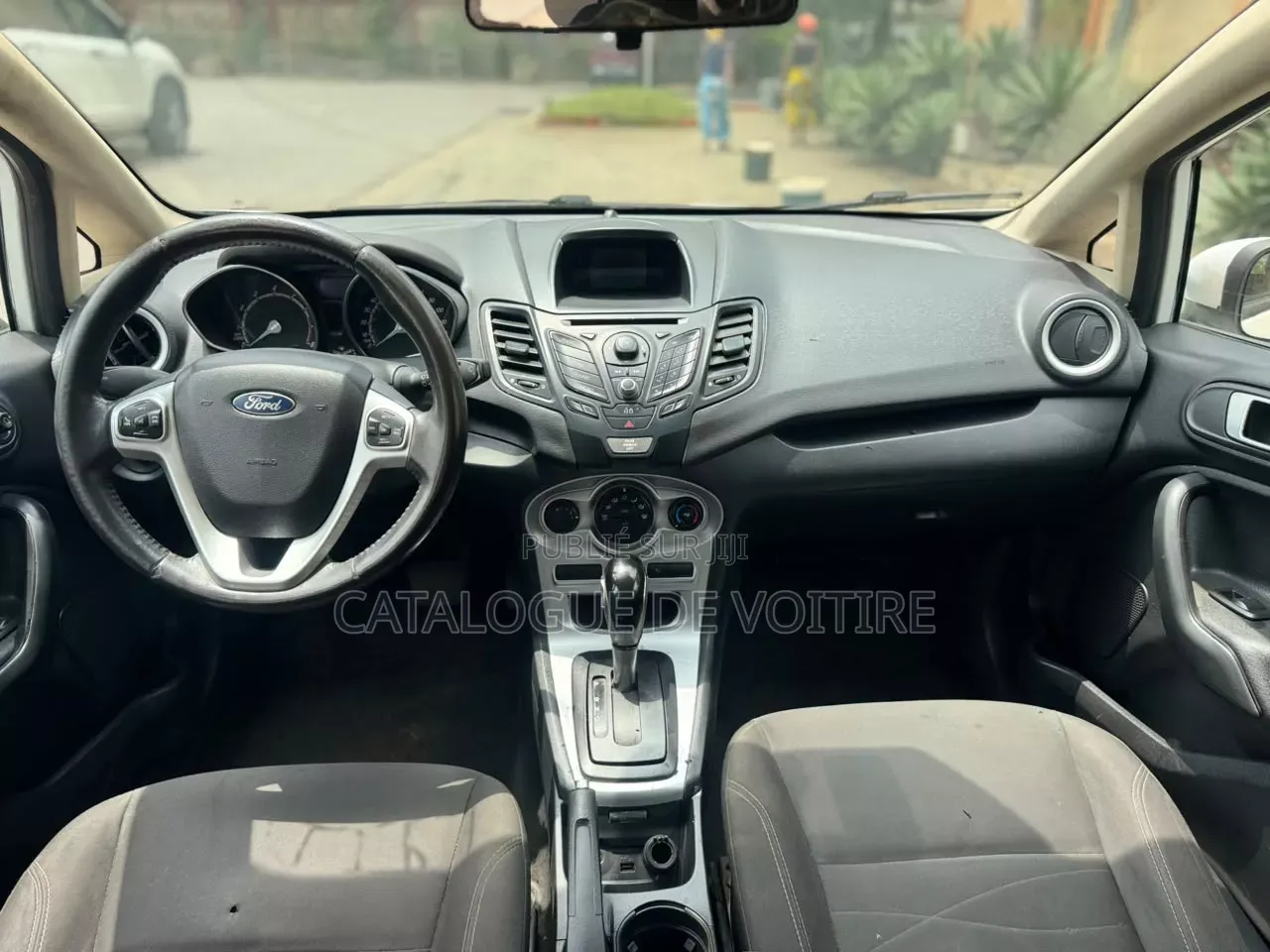 Ford Fiesta 2015 Blanc