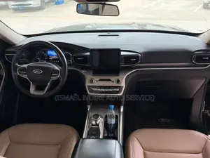 Ford Explorer 2022 Noir