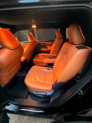 Toyota Highlander 2024 Noir
