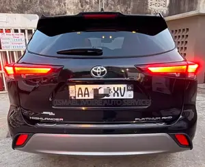 Toyota Highlander 2024 Noir