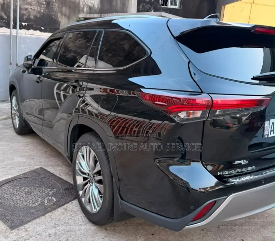 Toyota Highlander 2024 Noir