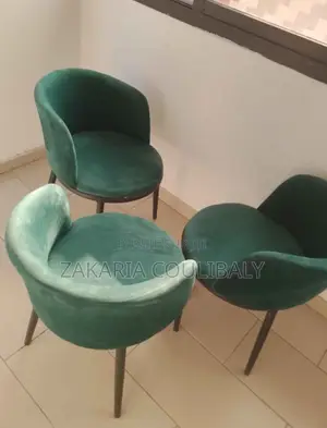 Chaises Solide