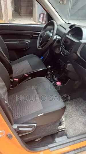 Suzuki S-Presso 2024 Orange