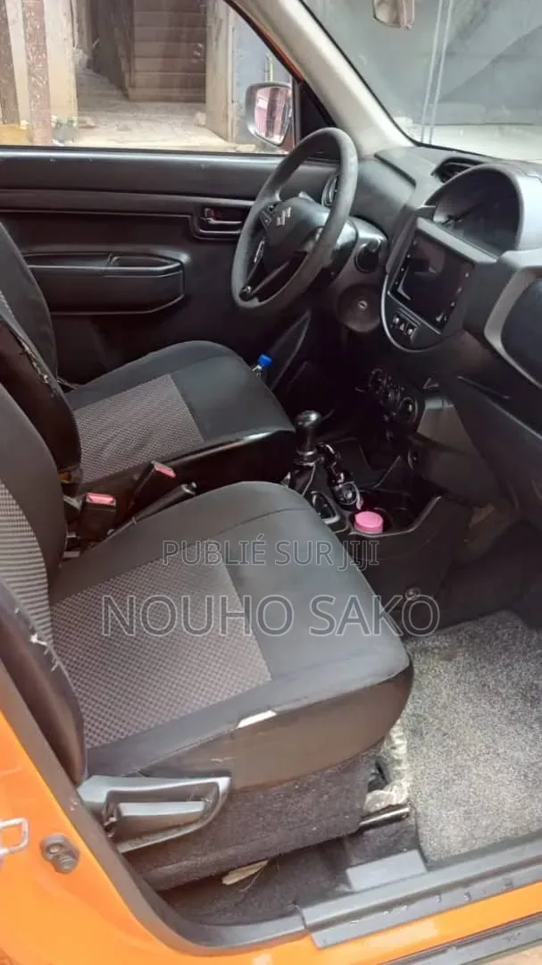 Suzuki S-Presso 2024 Orange