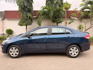 Suzuki Ciaz 2024 Bleu