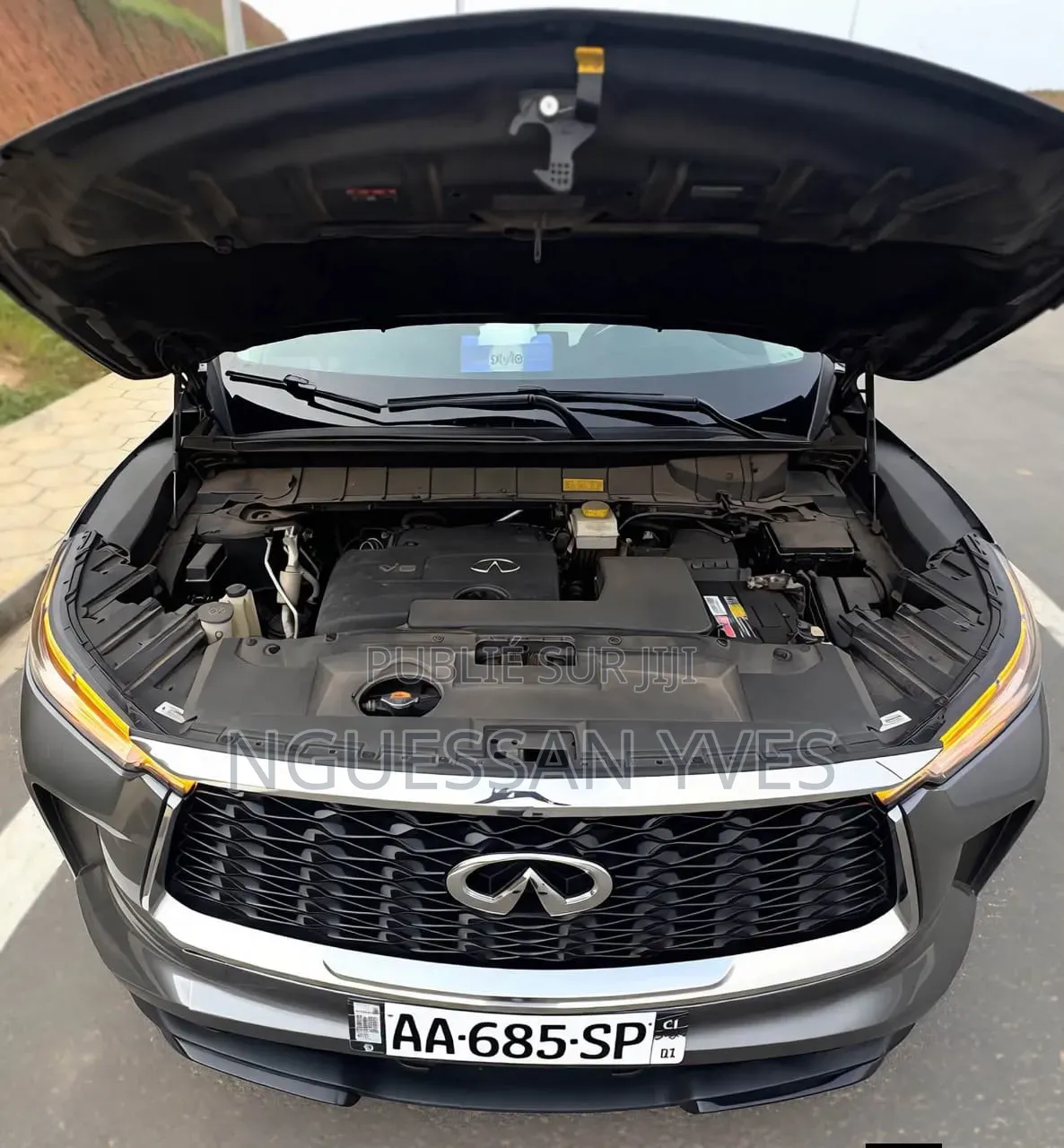 Infiniti Q60 2023 Gris