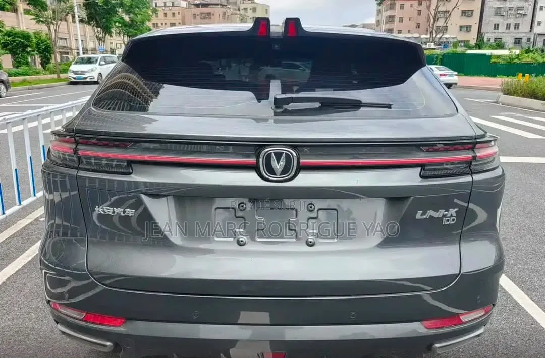 Nouveau Changan UNI-K 2025 Bleu