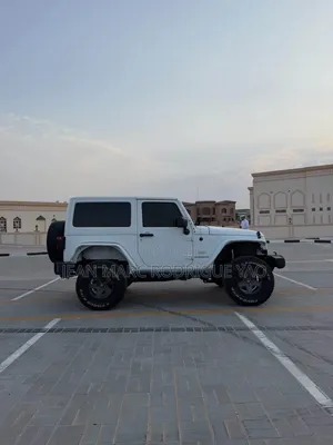 Jeep Wrangler 2023 Blanc cassé