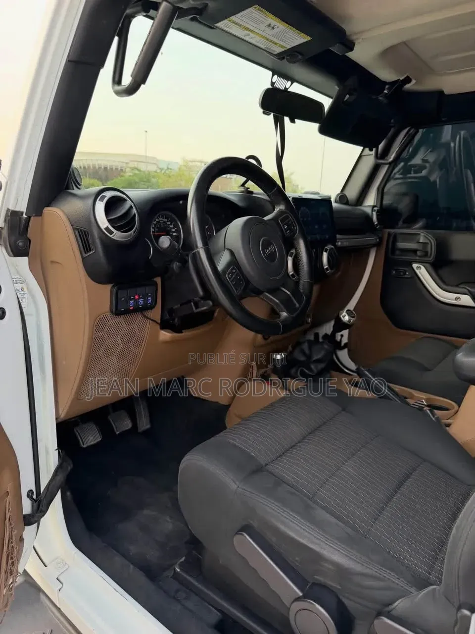 Jeep Wrangler 2023 Blanc cassé