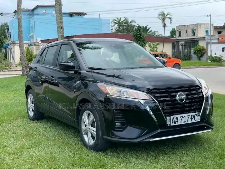 Nissan Kicks SV 2020 Noir Mat