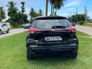 Nissan Kicks SV 2020 Noir Mat