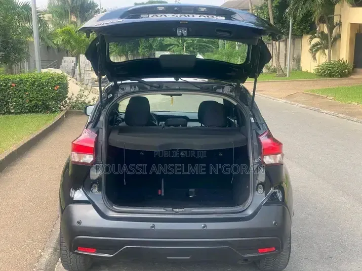 Nissan Kicks SV 2020 Noir Mat
