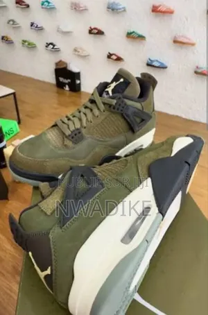Air Jordan 4 Olive