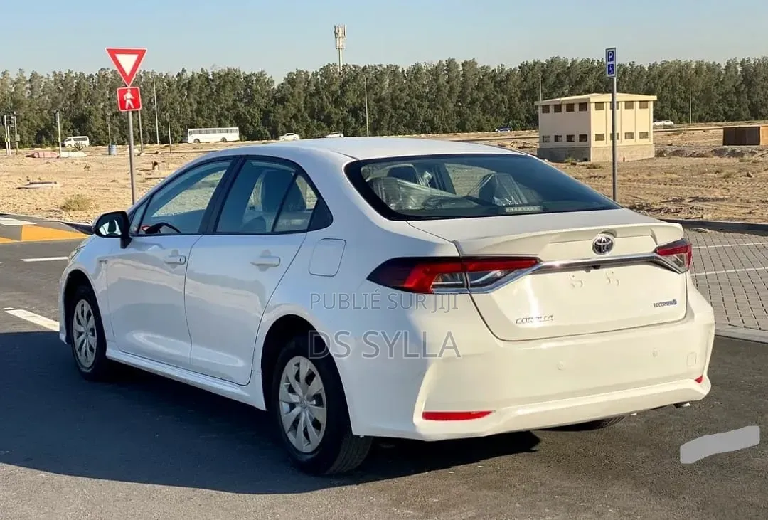 Toyota Corolla LE 2020 Blanc