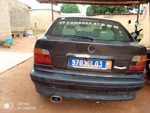 BMW 316i 1998 Gris