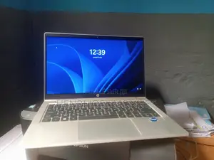 Ordinateur portable HP ProBook 430 8GB Intel Core i5 SSD 256GB
