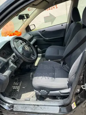 Honda Stream 2.0 2001 Noir