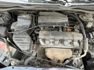 Honda Stream 2.0 2001 Noir