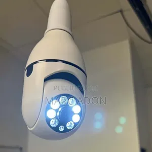 Caméra WiFi De Surveillance 360° – Ampoule Caméra Intelligente