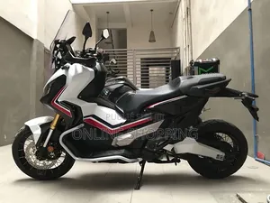 Nouveau Yamaha FZ6 2023 Noir