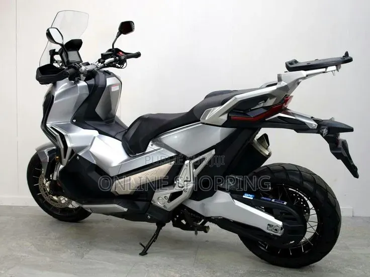 Nouveau Yamaha NMAX 155 2025 Noir