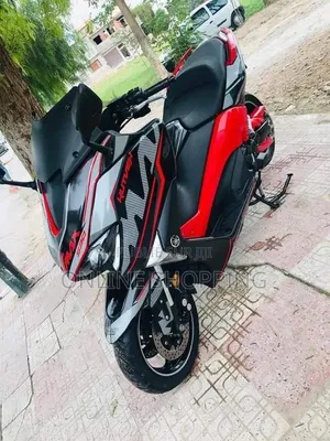 Nouveau Yamaha DT125 2023 Gris