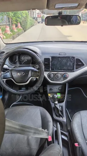 Kia Rio 2017 Gris