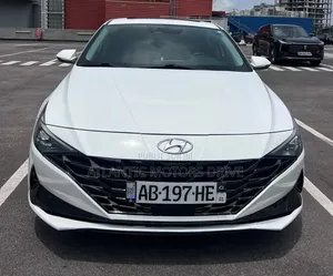 Hyundai Elantra 2021 Blanc
