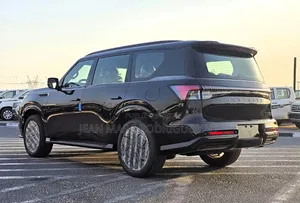 Nouveau Infiniti QX80 2026 Noir