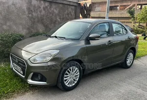 Suzuki Dzire 2024 Gris