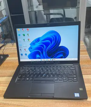 Ordinateur portable Dell Latitude 7530 8GB Intel Core i5 SSD 256GB