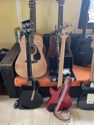 Guitare Basse Original Et De Qualité
