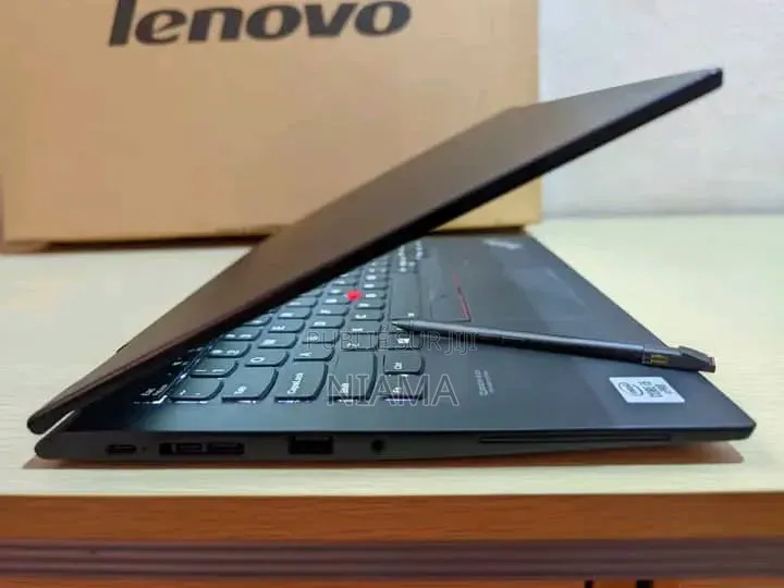 Nouveau Lenovo ThinkPad X1 Yoga 8GB Intel Core i5 SSD 256GB
