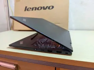 Nouveau Lenovo ThinkPad X1 Yoga 8GB Intel Core i5 SSD 256GB