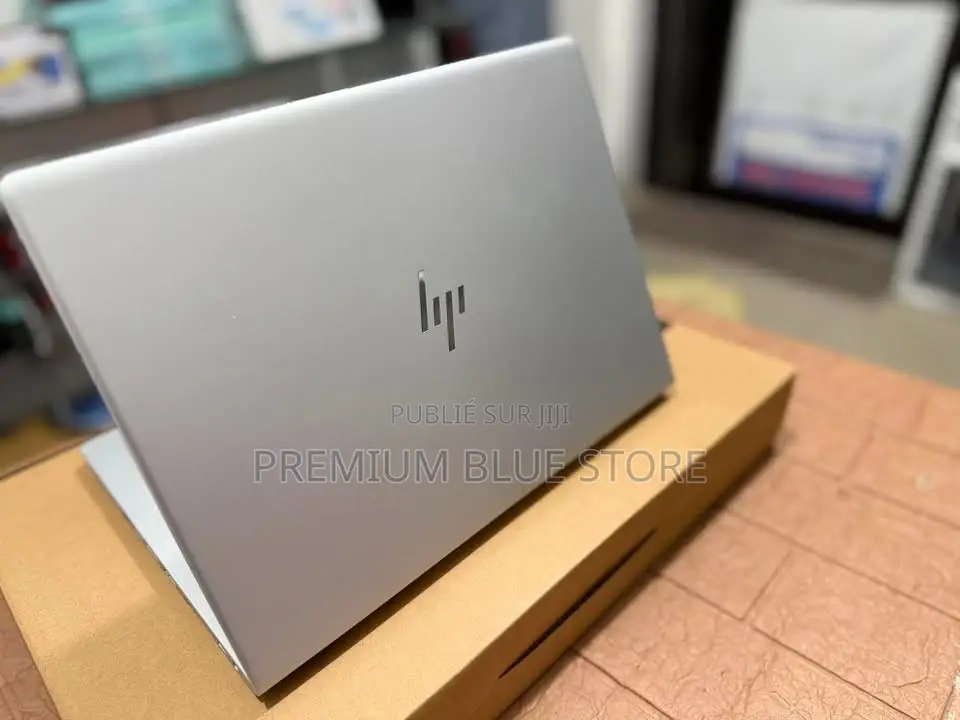 Nouveau HP EliteBook 830 G5 8GB Intel Core i5 SSD 256GB