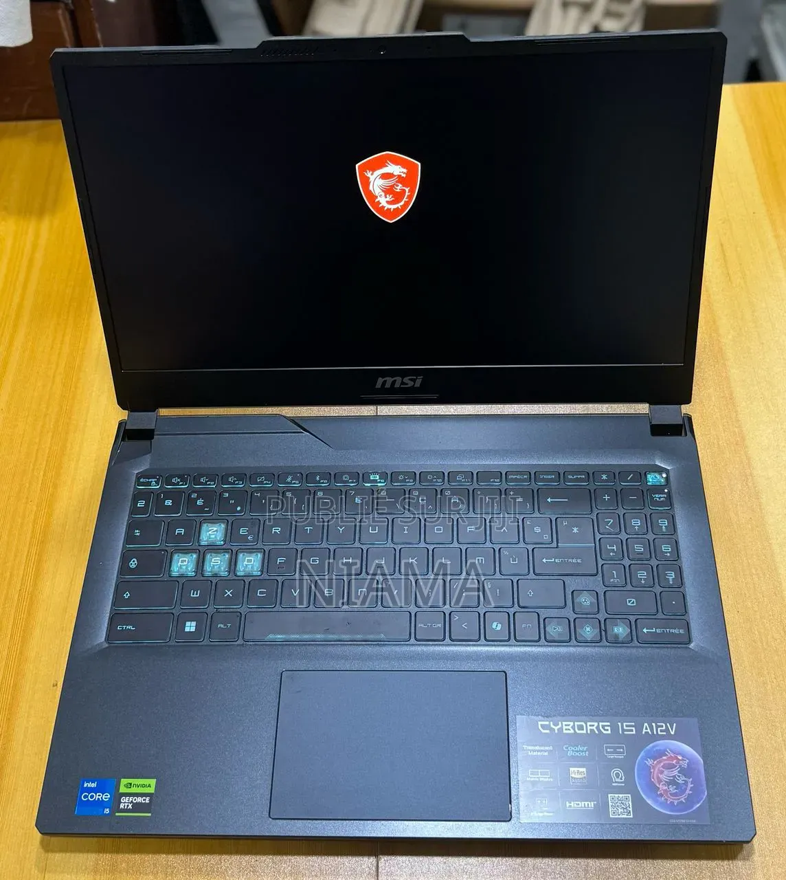 Nouveau Ordinateur portable MSI Cyborg 14 16GB Intel Core i5 SSD 512GB