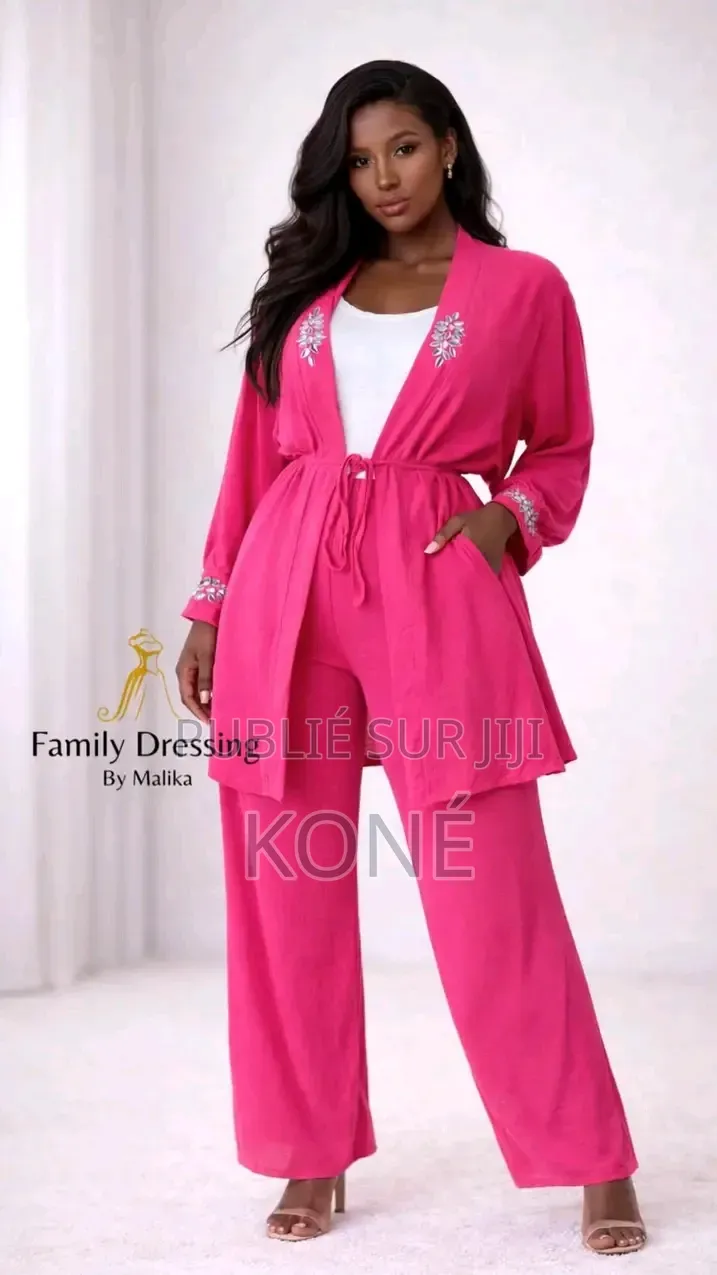 Robe Des Femmes