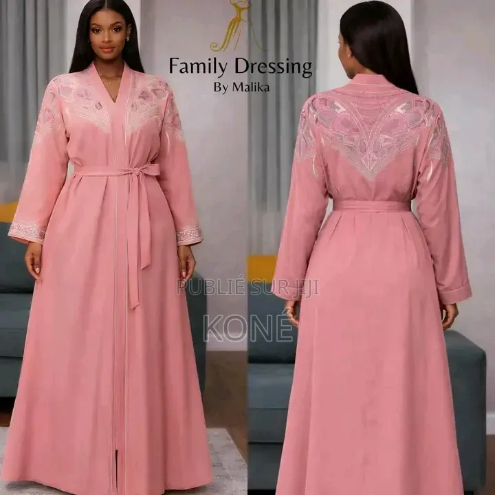 Robe Des Femmes