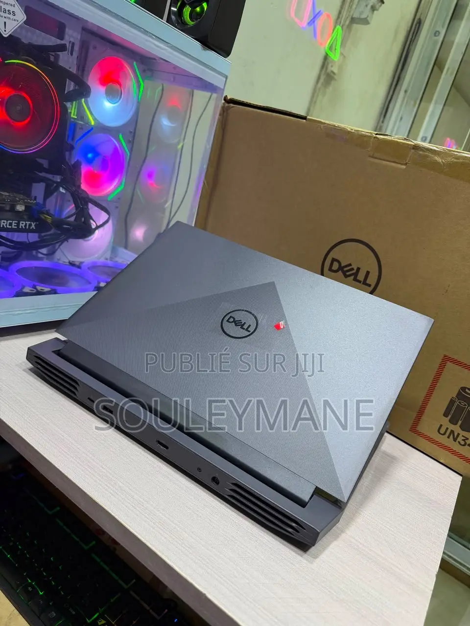 Nouveau Ordinateur portable Dell G15 5511 16GB Intel Core i5 SSD 512GB