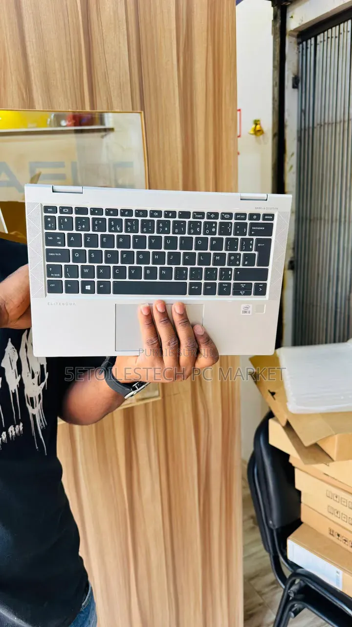 Nouveau HP EliteBook 830 G6 8GB Intel Core i5 SSD 256GB