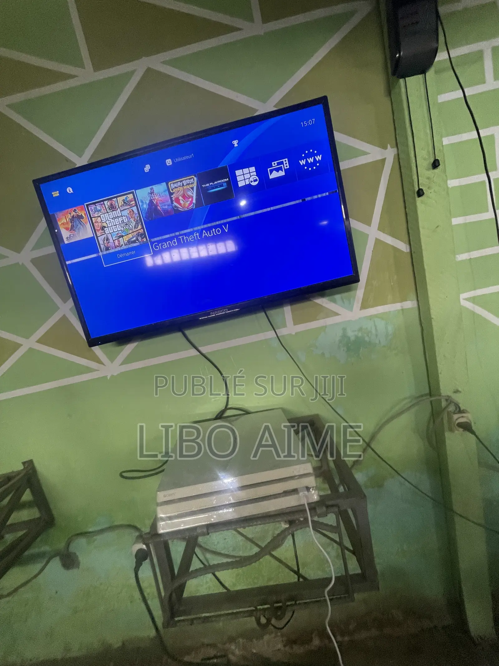 Ps4 Pro Édition Limitée Craque 25 Jeux