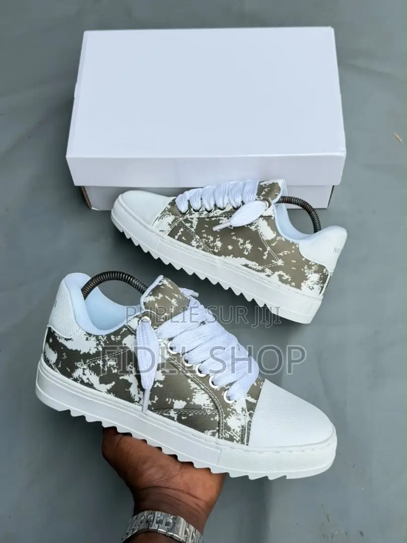 Paire De Numeris Shoes