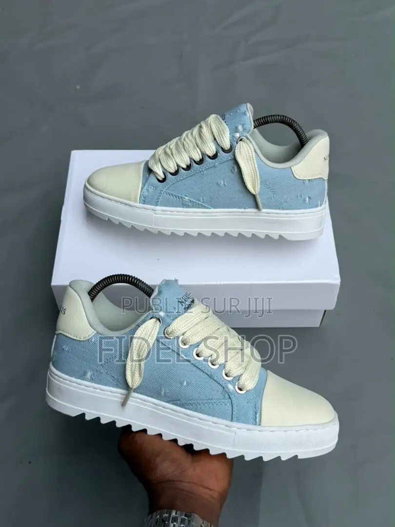 Paire De Numeris Shoes