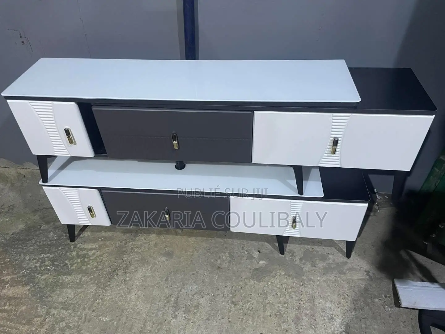 Tables Télé