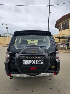Mitsubishi Pajero 2022 Noir