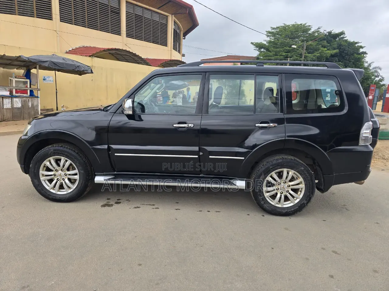 Mitsubishi Pajero 2022 Noir