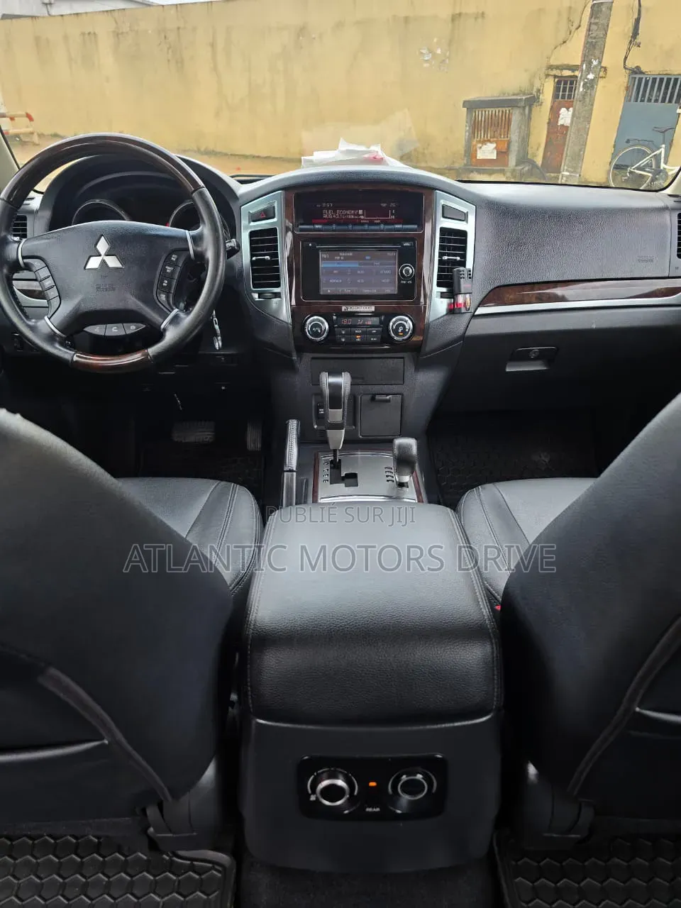Mitsubishi Pajero 2022 Noir